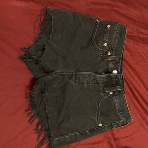 Black Levi Jean shorts 26W